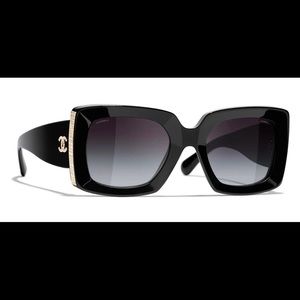 **NEW IN BOX CHANEL SUNGLASSES**